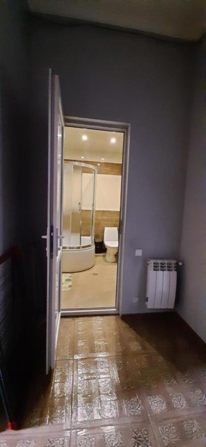 Apartment On Aleksandr Pushkin Street Tbilisi Ngoại thất bức ảnh
