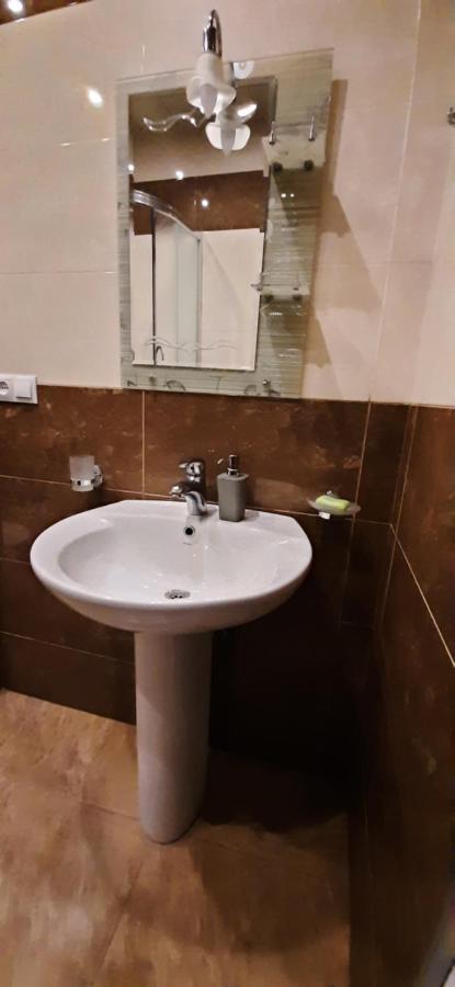 Apartment On Aleksandr Pushkin Street Tbilisi Ngoại thất bức ảnh