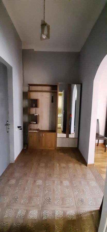 Apartment On Aleksandr Pushkin Street Tbilisi Ngoại thất bức ảnh