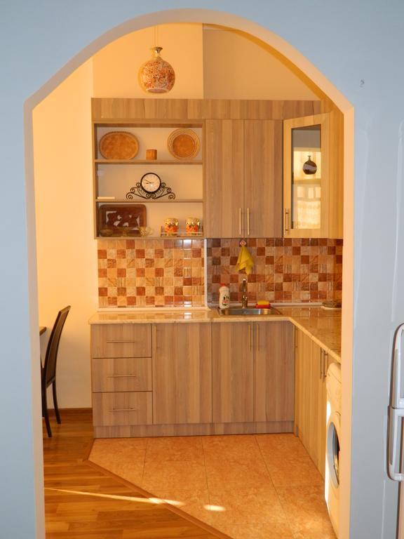 Apartment On Aleksandr Pushkin Street Tbilisi Ngoại thất bức ảnh